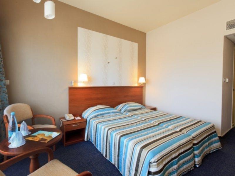 Sentido Kouzalis Beach Hotel Protaras Bagian luar foto