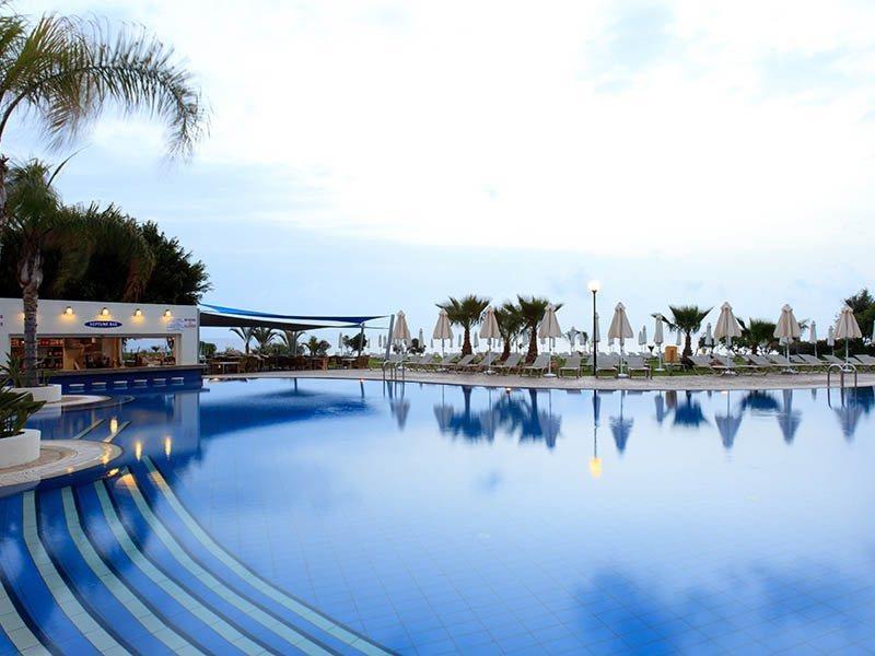 Sentido Kouzalis Beach Hotel Protaras Bagian luar foto