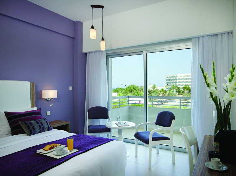 Sentido Kouzalis Beach Hotel Protaras Bagian luar foto