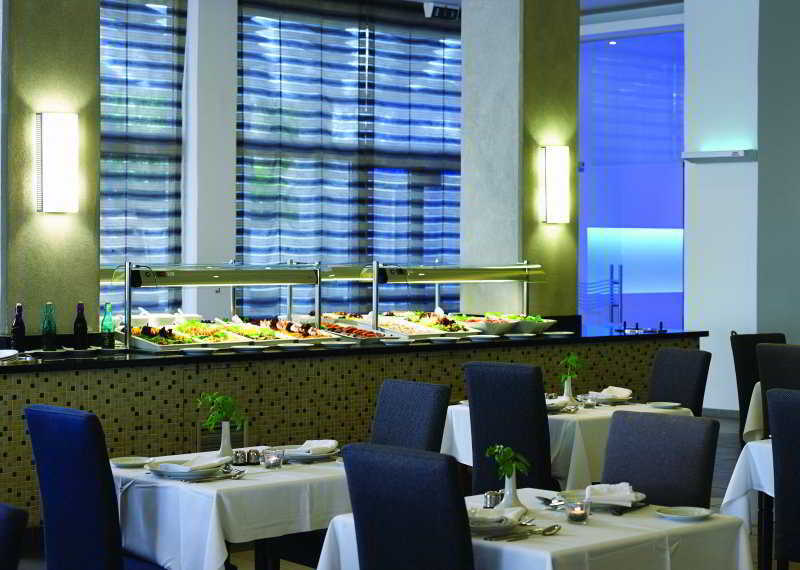 Sentido Kouzalis Beach Hotel Protaras Bagian luar foto